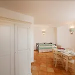 Gallura Style Res Baia Del Mirti B4 1bedap Sleeps4 Apartment
