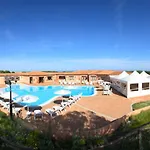 Gallura Style Res Baia Del Mirti B4 1bedap Sleeps4 Apartment Vignola Mare