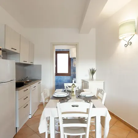 Gallura Style Res Baia Del Mirti B4 1bedap Sleeps4 Vignola Mare