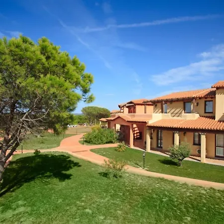 Gallura Style Res Baia Del Mirti B4 1bedap Sleeps4 Apartment *