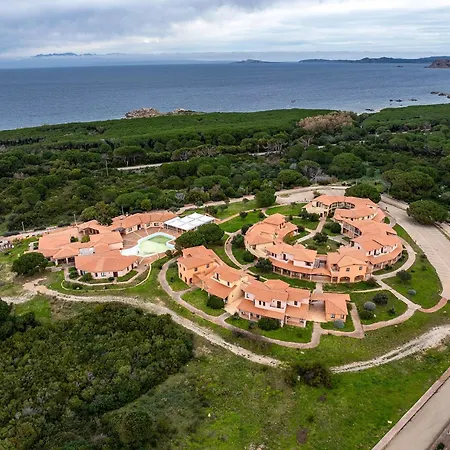 Gallura Style Res Baia Del Mirti B4 1bedap Sleeps4 * Vignola Mare