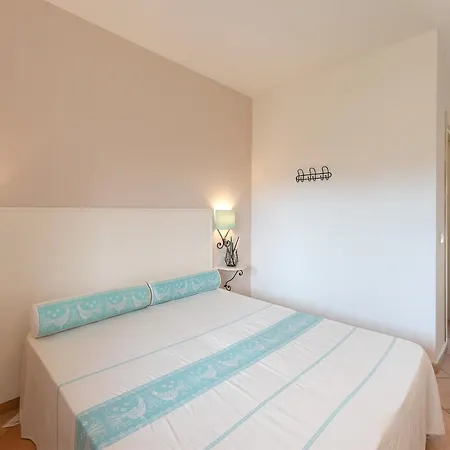 Apartment Gallura Style Res Baia Del Mirti B4 1bedap Sleeps4 Vignola Mare