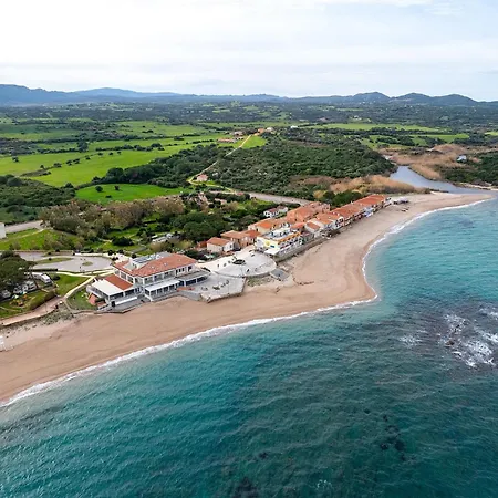 Gallura Style Res Baia Del Mirti B4 1bedap Sleeps4 Vignola Mare